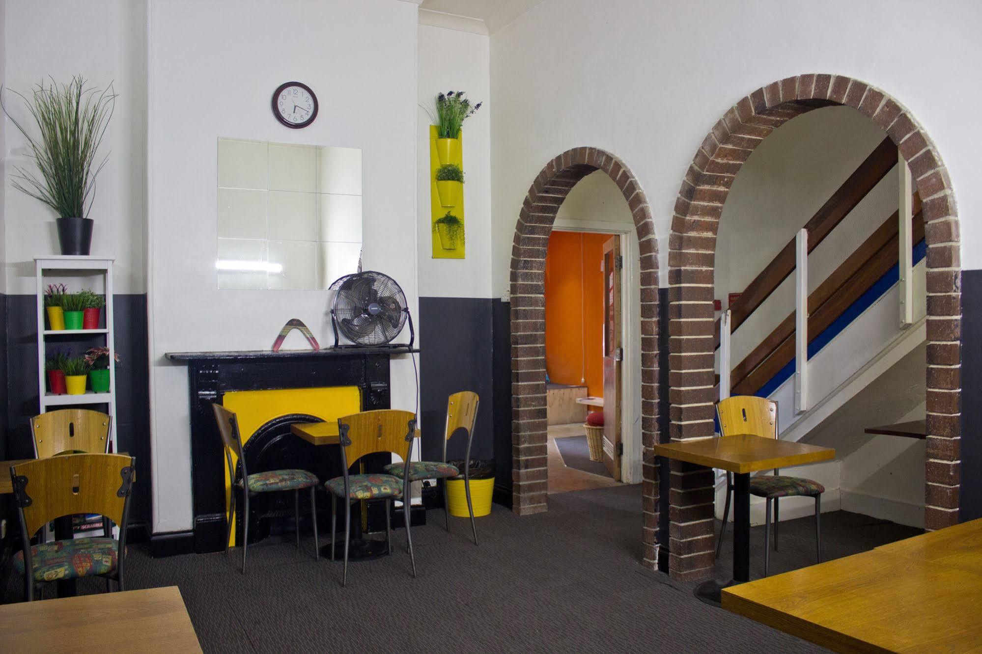 Adelaide Travellers Inn Backpackers Hostel Luaran gambar